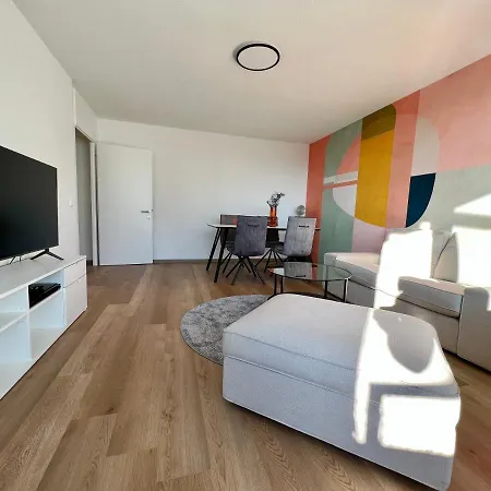 Popular Apartament *