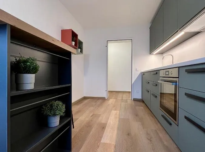 Popular By Hello * Dornbirn